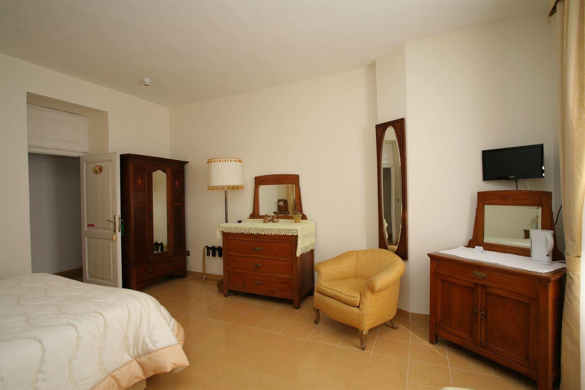 Hotel Roma Scanno Extérieur photo